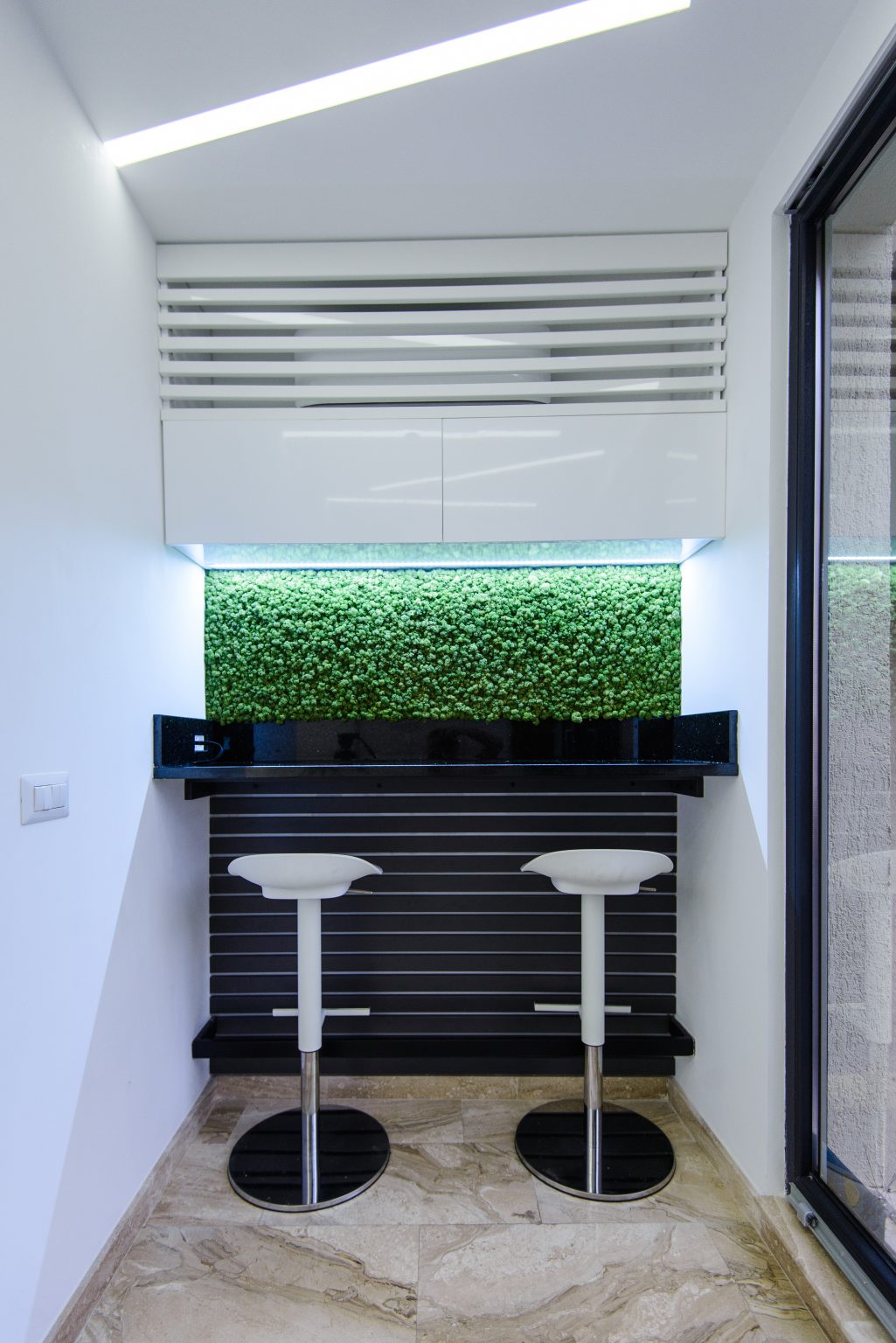 Birou design modern Penta Media