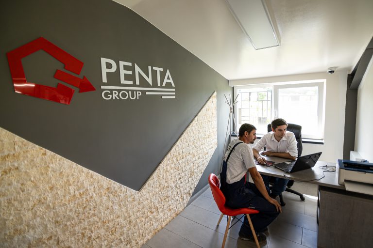 Birou manager Penta Media de la baza de producție