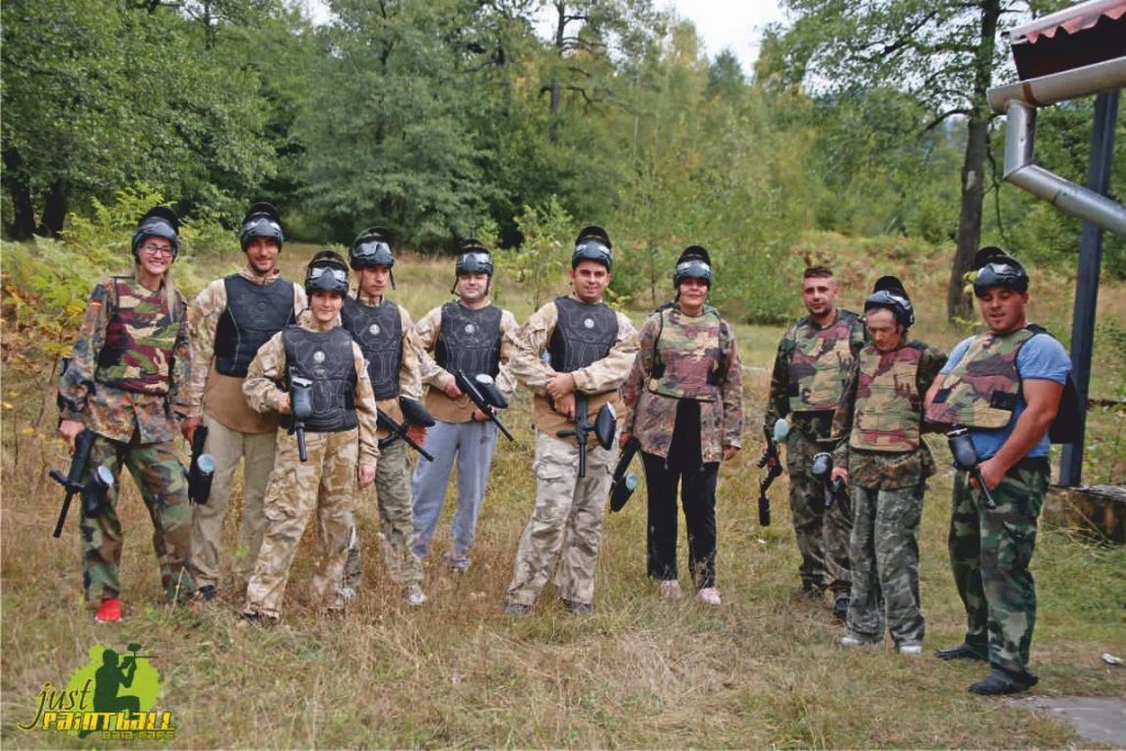 Echipa Penta Media în team building