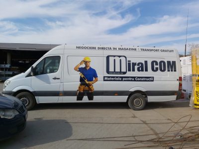 Masina colantată pentru MiralCom